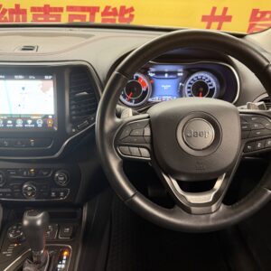 JEEP CHEROKEE　ジープチェロキー　トレイルホーク【カスタム】【４WD】【車検2年付】