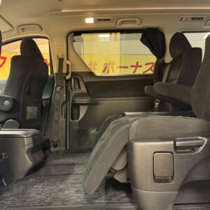 VELLFIRE　ヴェルファイア　2.4Zプラチナセレクション【特別仕様車】【4WD】【カスタム】【車検2年付】