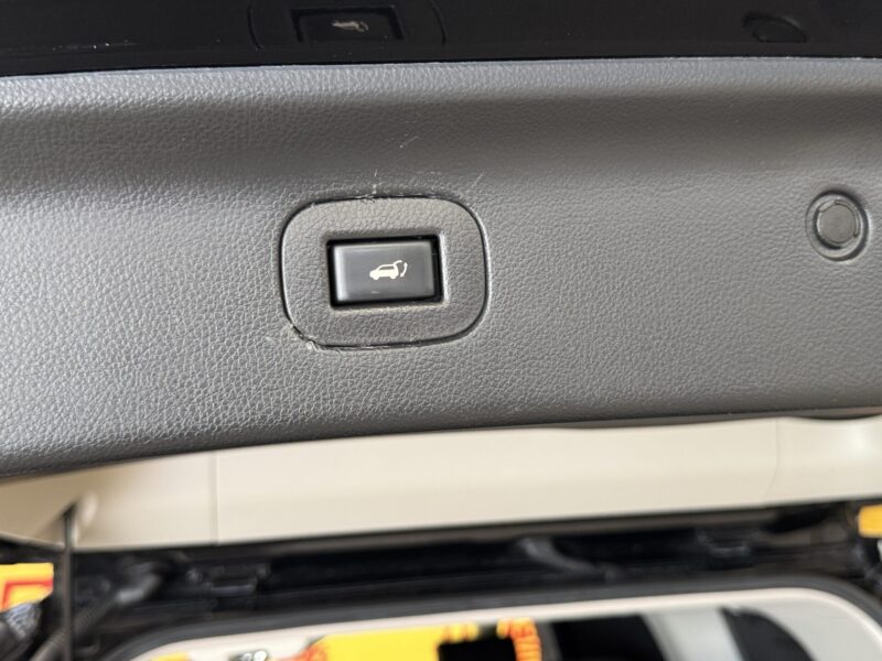 ELGRAND エルグランド ハイウェイスター 後期型