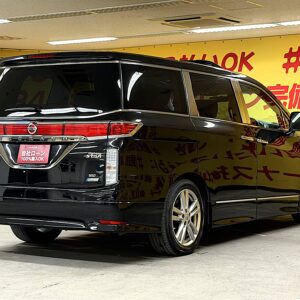 ELGRAND　エルグランド　350ハイウェイスター【4WD】【車検2年付】