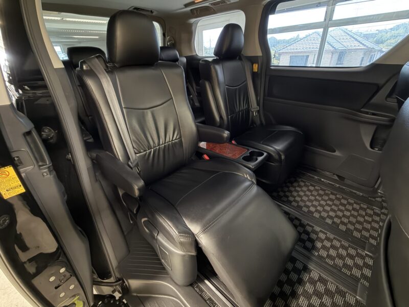 VELLFIRE ヴェルファイア 2.4Zプラチナセレクション【特別仕様車】【カスタム】【車検2年付】