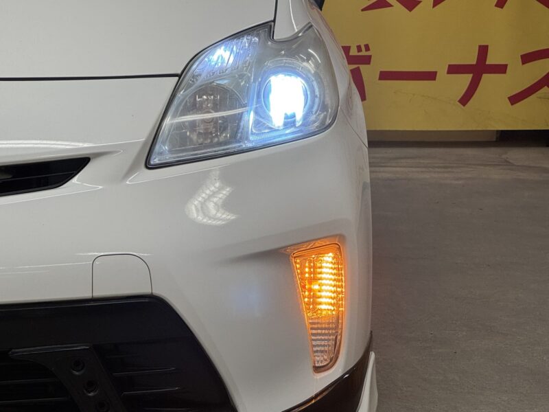 PRIUS プリウス L 【カスタム】【車検2年付】