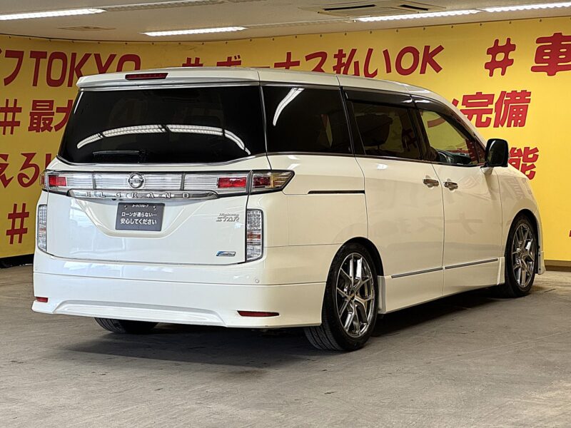 ELGRAND エルグランド 250ハイウェイスター【総合評価優良車】【カスタム】【車検2年付】