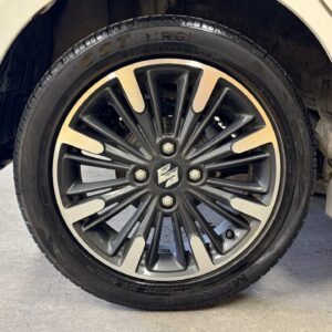 SPACIA CUSTOM　スペーシアカスタム　ハイブリッドXS【ユーザー買取車】