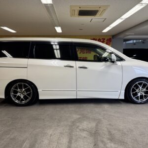ELGRAND エルグランド 250ハイウェイスター【総合評価優良車】【カスタム】【車検2年付】