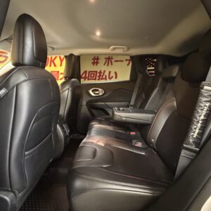 JEEP CHEROKEE　ジープチェロキー　トレイルホーク【カスタム】【４WD】【車検2年付】