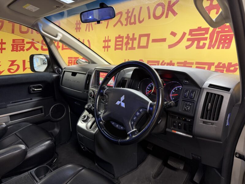 DELICA デリカD5 Gプレミアム【カスタム】【4WD】【車検2年付】