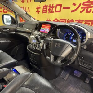 ELGRAND　エルグランド　ライダーブラックライン　黒本革シート仕様　パワーシート 【特別仕様車】【4WD】【カスタム】