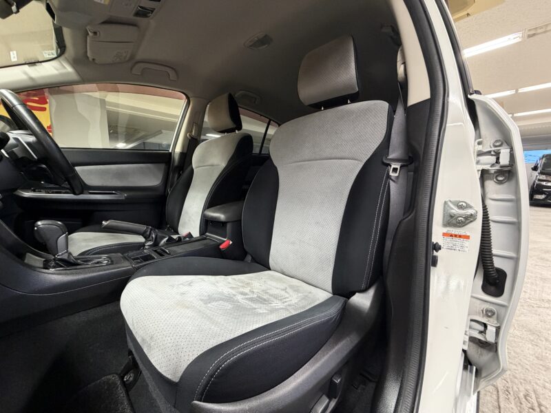 IMPREZA インプレッサXV 2.0i-Lアイサイト【ワンオーナー】【4WD】【車検2年付】