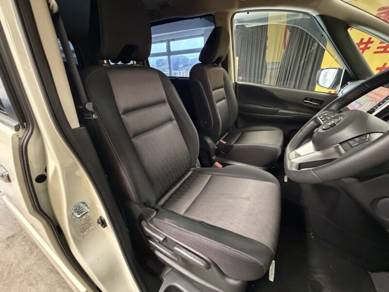SERENA セレナ ハイウェイスター Vセレクション【特別仕様車】【ワンオーナー】