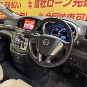 ELGRAND　エルグランド　ライダー　 白本革シート仕様　パワーシート　【特別仕様車】【4WD】【車検２年付】