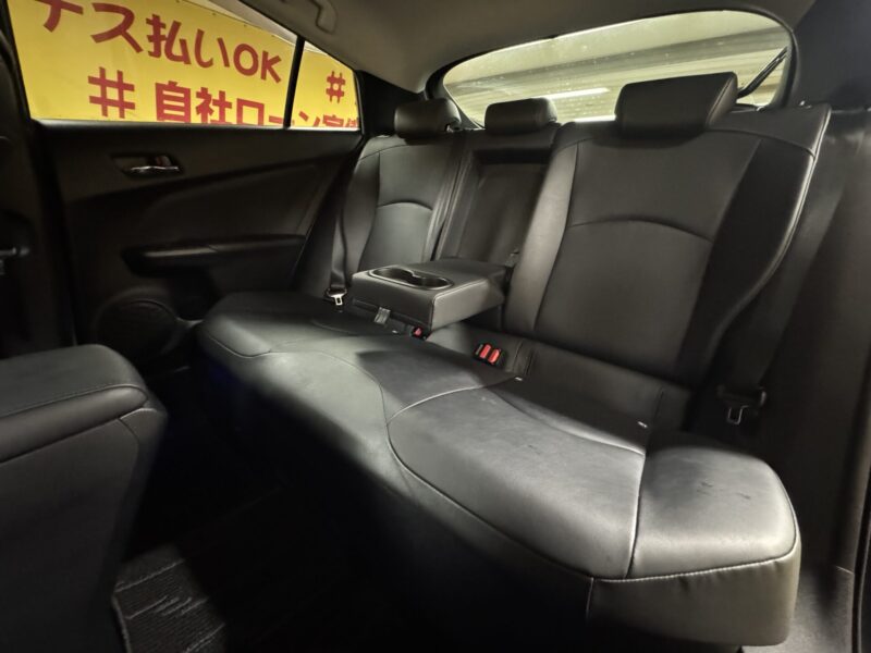 PRIUS プリウス Sツーリングセレクション 【総合評価優良車】【4WD】【カスタム】
