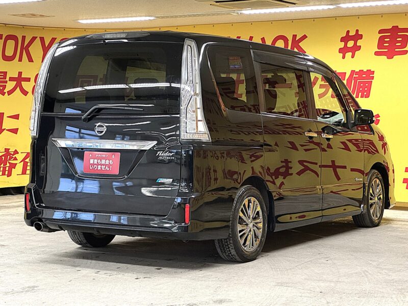 SERENA セレナ ライダー S-HYBRIDブラックライン【特別仕様車】