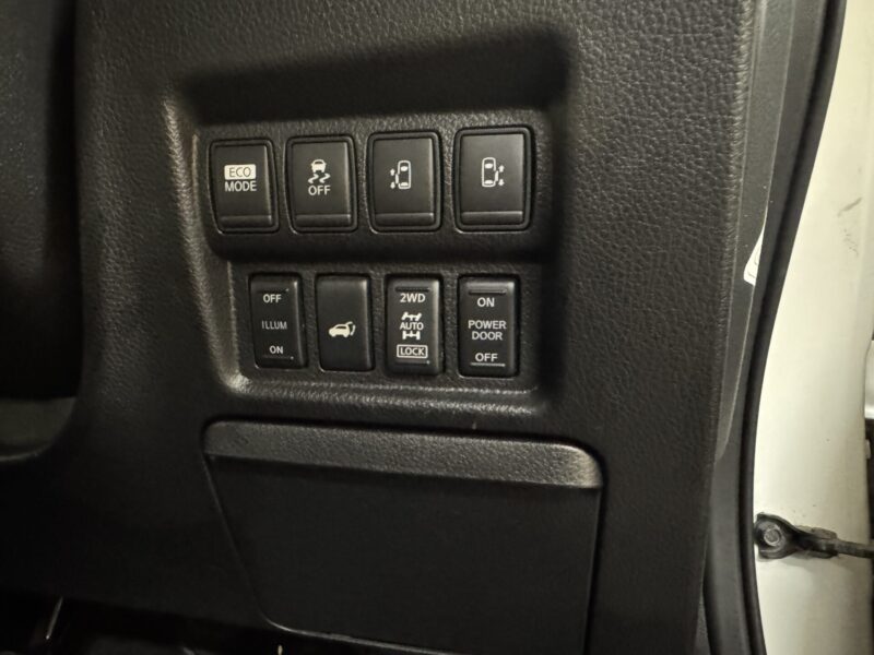 ELGRAND エルグランド ライダー 白本革シート仕様 パワーシート 【特別仕様車】【4WD】【車検2年付】