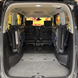 SERENA　セレナ　ハイウェイスター S-HYBRID・アドバンスドセーフティパッケージ 後期型【特別仕様車】【車検２年付】