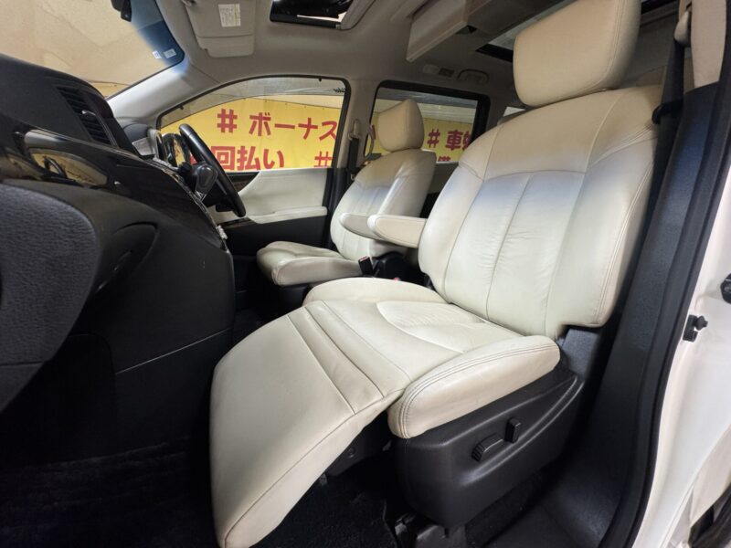ELGRAND エルグランド ライダー 白本革シート仕様 パワーシート 【特別仕様車】【4WD】【車検2年付】