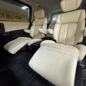ELGRAND　エルグランド　ライダー　 白本革シート仕様　パワーシート　【特別仕様車】【4WD】【車検２年付】
