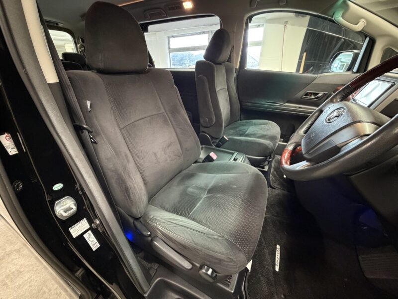 VELLFIRE ヴェルファイア 2.4Z プラチナムセレクション【特別仕様車】【カスタム】