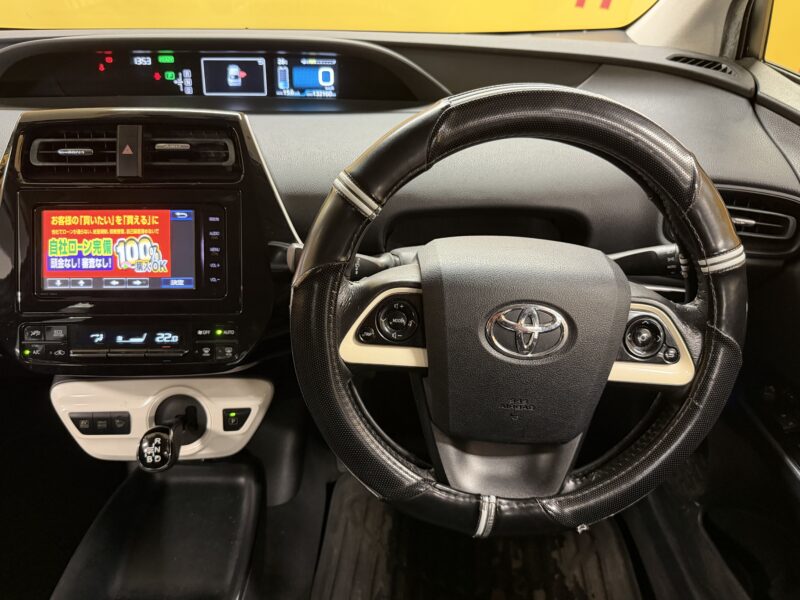 PRIUS プリウス S【カスタム】【車検2年付】