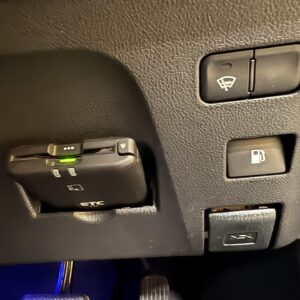 PRIUS　プリウス　Sツーリングセレクション　【総合評価優良車】【4WD】【カスタム】