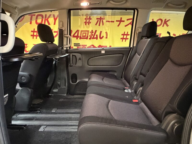 SERENA セレナ ハイウェイスターS-HV Vセレクション【特別仕様車】【車検2年付】