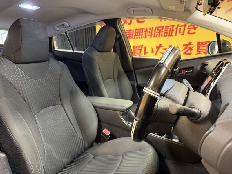 PRIUS プリウス S【カスタム】【車検2年付】