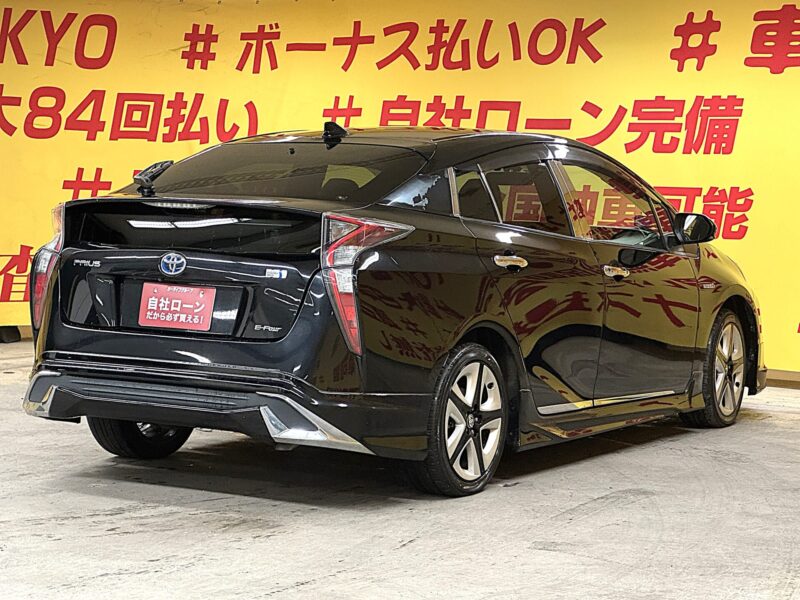 PRIUS プリウス Sツーリングセレクション 【総合評価優良車】【4WD】【カスタム】