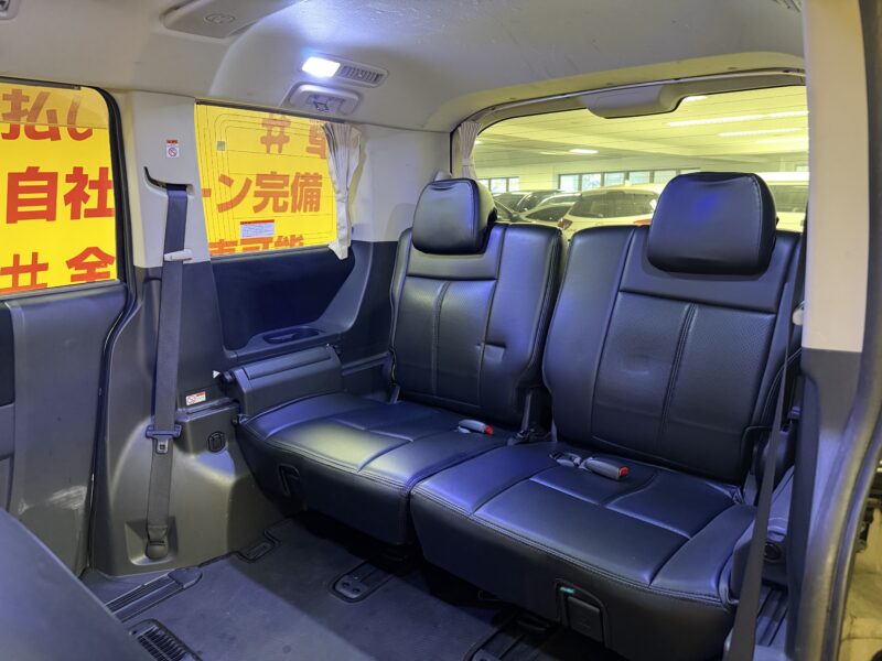 DELICA デリカD5 Gプレミアム【カスタム】【4WD】【車検2年付】