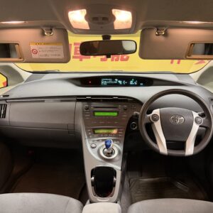 PRIUS プリウス S 【車検2年付】