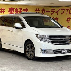 ELGRAND　エルグランド　ライダー　 白本革シート仕様　パワーシート　【特別仕様車】【4WD】【車検２年付】