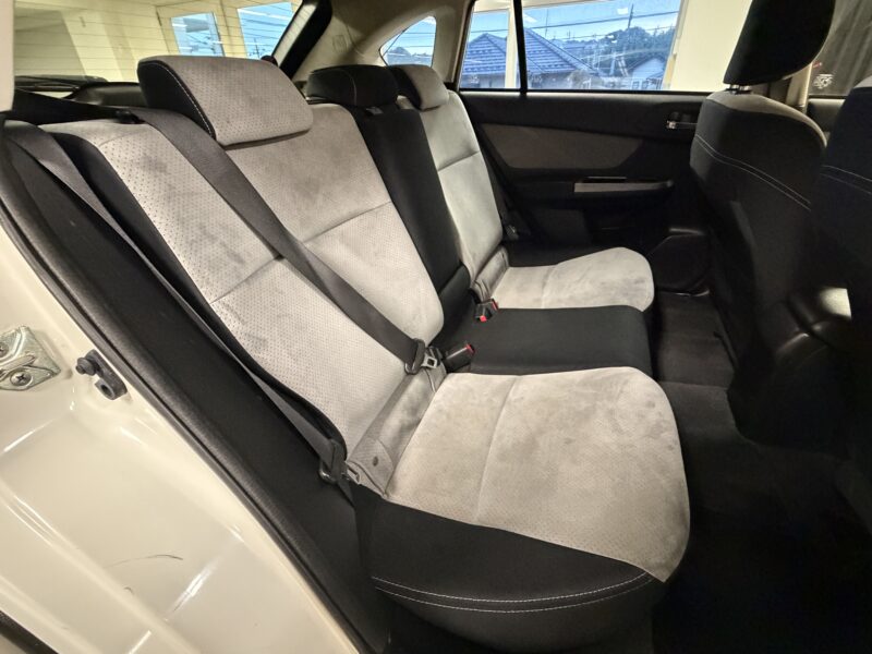 IMPREZA インプレッサXV 2.0i-Lアイサイト【ワンオーナー】【4WD】【車検2年付】