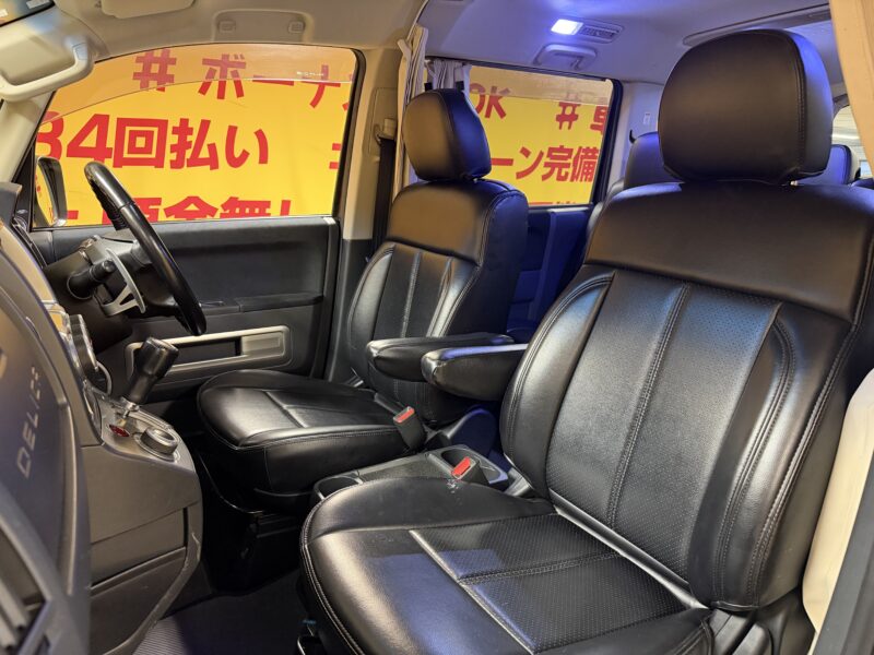 DELICA デリカD5 Gプレミアム【カスタム】【4WD】【車検2年付】