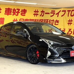 PRIUS プリウス　Ｓ【カスタム】【車検2年付】