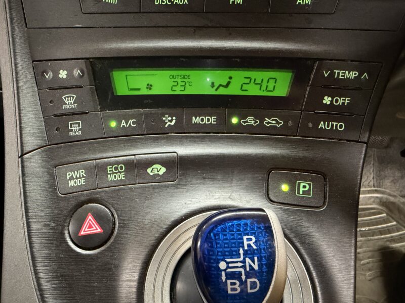 PRIUS プリウス S 【車検2年付】
