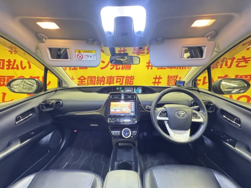 PRIUS プリウス Sツーリングセレクション 【総合評価優良車】【4WD】【カスタム】