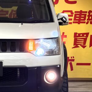 DELICA　デリカD5　Gプレミアム【カスタム】【4WD】【車検２年付】
