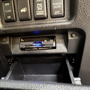 ELGRAND　エルグランド　ライダー　 白本革シート仕様　パワーシート　【特別仕様車】【4WD】【車検２年付】