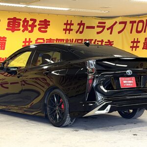 PRIUS プリウス　Ｓ【カスタム】【車検2年付】