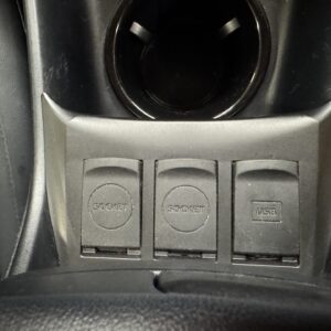 PRIUS　プリウス　Sツーリングセレクション　【総合評価優良車】【4WD】【カスタム】