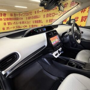 PRIUS　プリウス　S　【4WD】【車検2年付】