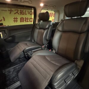 ELGRAND　エルグランド　350ハイウェイスター【総合評価優良車】【4WD】