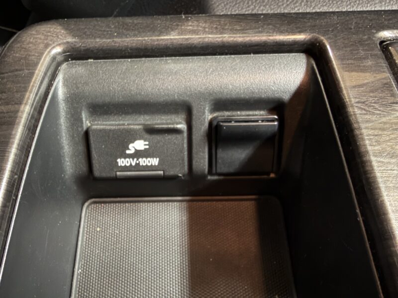 ELGRAND エルグランド 250ハイウェイスター アーバンクロム【総合評価優良車】【特別仕様車】