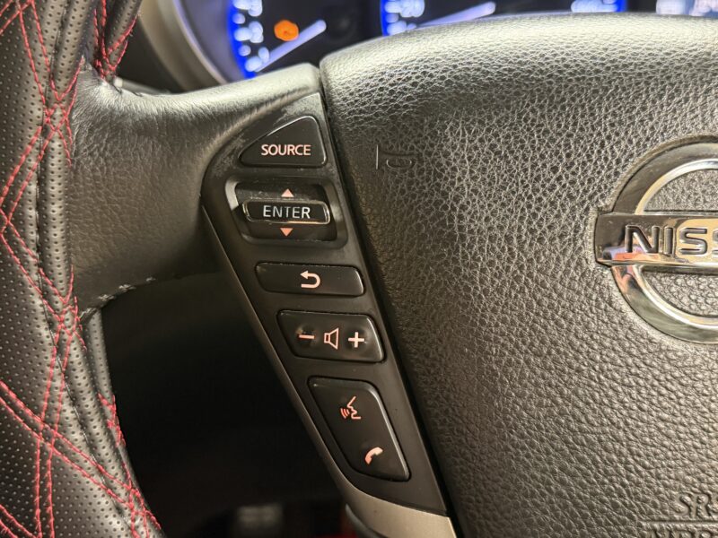 ELGRAND エルグランド ライダーブラックライン黒本革シート マニュアルシート【特別仕様車】【車検2年付】