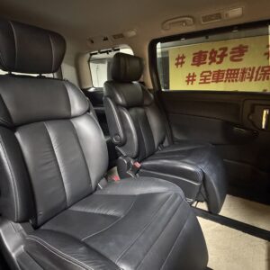 ELGRAND　エルグランド　ライダーブラックライン黒本革シート　マニュアルシート【特別仕様車】【車検2年付】