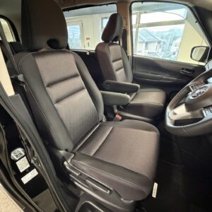 SERENA セレナ ハイウェイスター 【総合評価優良車】【4WD】【車検2年付】